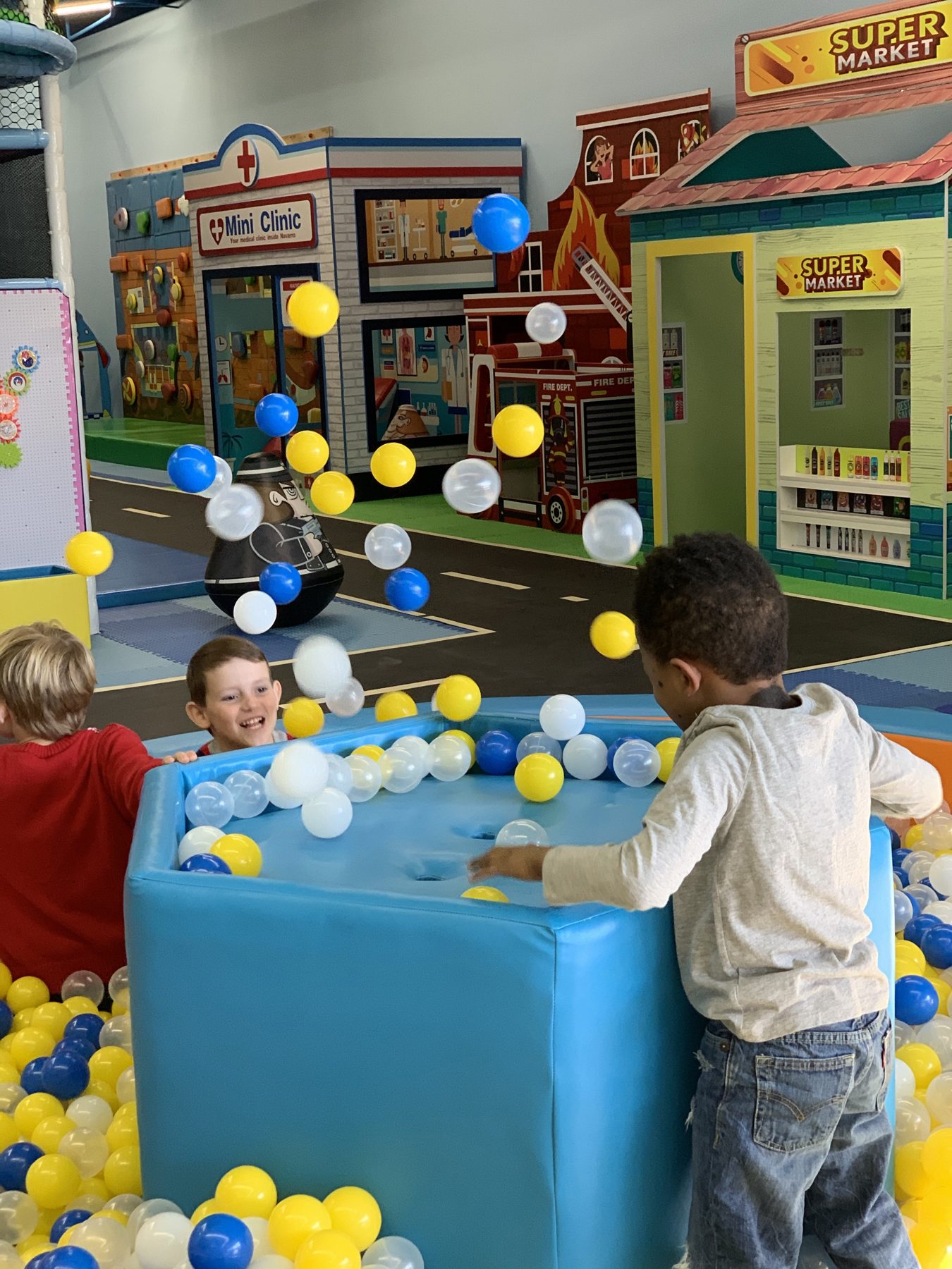 North Rainbow playground photo 4